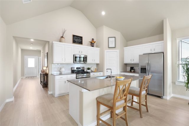 919 Edgehurst Drive, Princeton, TX 75071