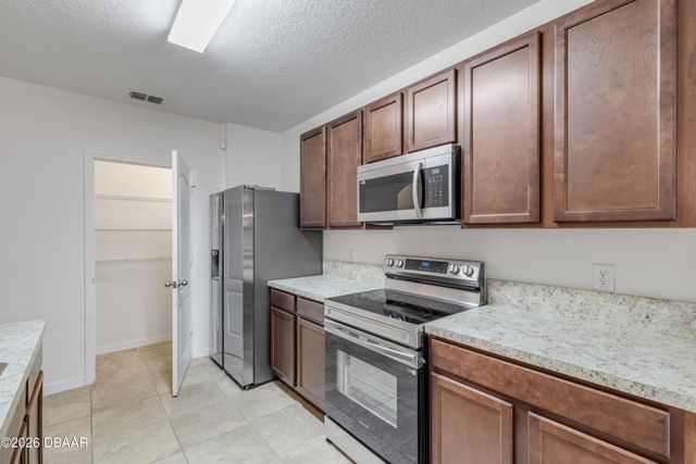 353 Admiralty Court, Edgewater, FL 32141