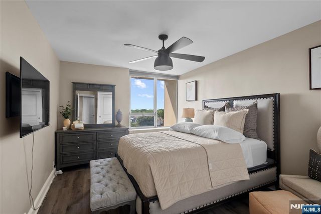 4 Horizon Road 1432, Fort Lee, NJ 07024