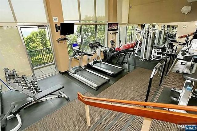 4 Horizon Road 1432, Fort Lee, NJ 07024