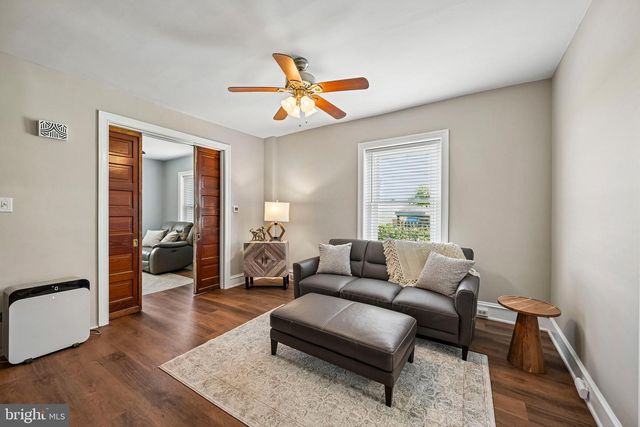 56 E FAIRVIEW AVE, Sellersville, PA 18960
