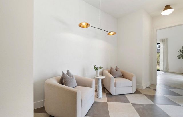 123 Landings WAY, Spicewood, TX 78669