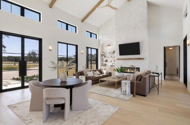 123 Landings WAY, Spicewood, TX 78669