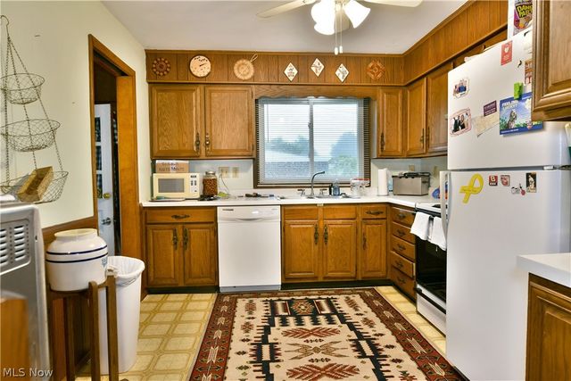 1265 North Road NE, Warren, OH 44483