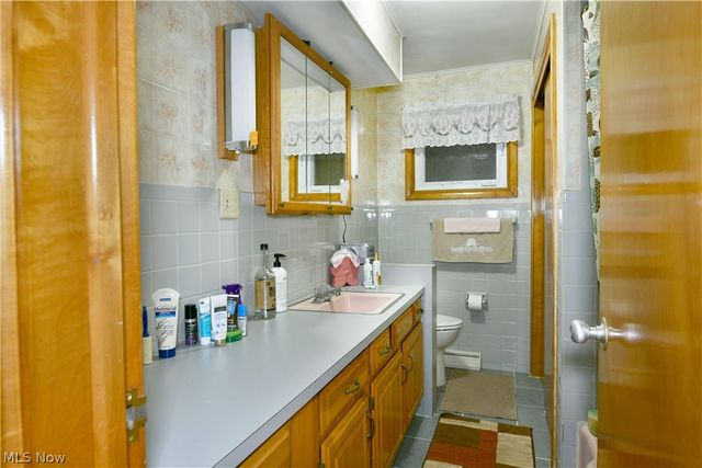 1265 North Road NE, Warren, OH 44483