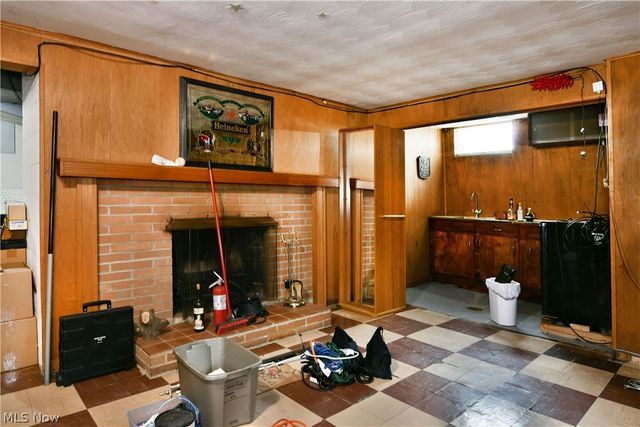 1265 North Road NE, Warren, OH 44483