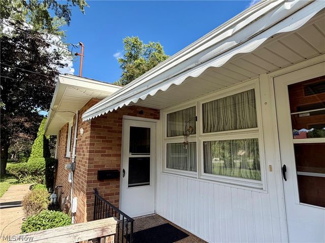 1265 North Road NE, Warren, OH 44483