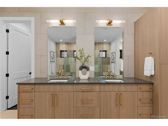 8103 Raphael Ln, Littleton, CO 80125