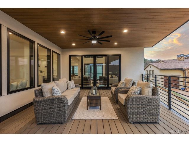 8103 Raphael Ln, Littleton, CO 80125