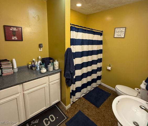 3216 W 95th Street, Cleveland, OH 44102