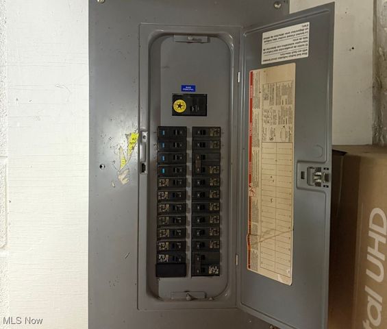 3216 W 95th Street, Cleveland, OH 44102