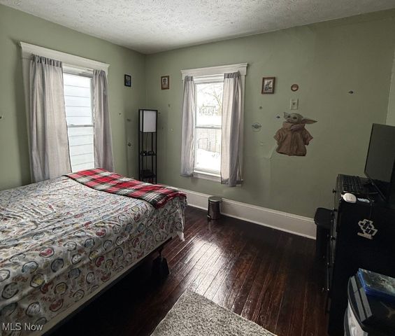 3216 W 95th Street, Cleveland, OH 44102