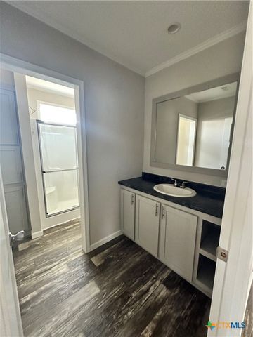 349 S Quailrun Avenue, Port Lavaca, TX 77979