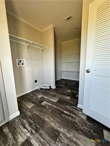 349 S Quailrun Avenue, Port Lavaca, TX 77979