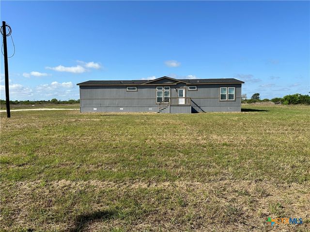 349 S Quailrun Avenue, Port Lavaca, TX 77979