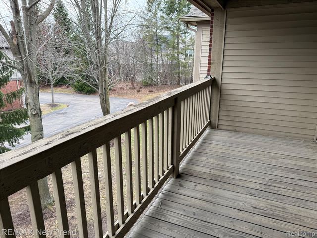 28439 CARLTON WAY, Novi, MI 48377