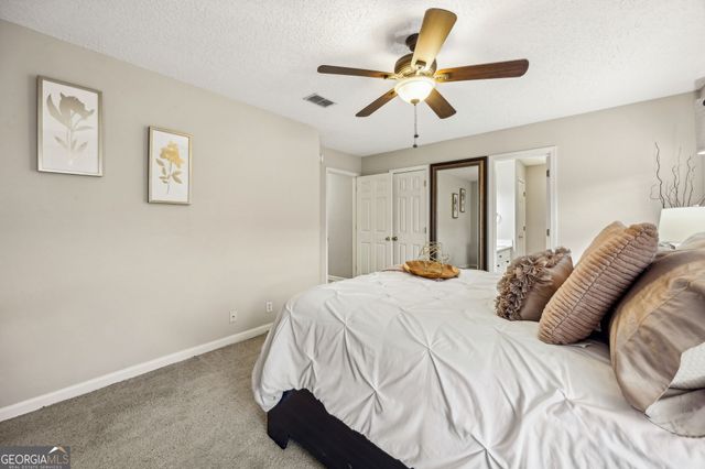 105 Pleasant Breeze Way, Kingsland, GA 31548