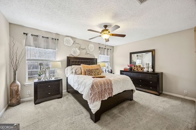 105 Pleasant Breeze Way, Kingsland, GA 31548