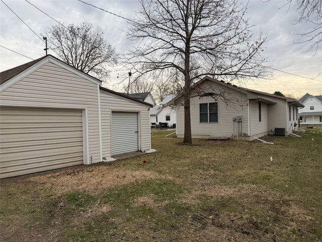 212 Maxwell Street, Maxwell, IA 50161