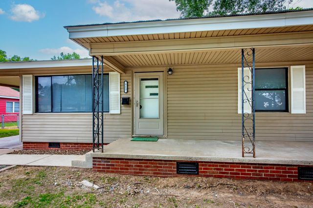 513 NE 1st Street, England, AR 72046