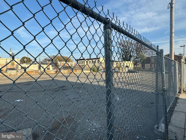 5231-41 FRANKFORD AVE, Philadelphia, PA 19124