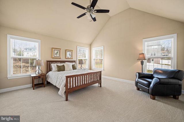 298 OAK AVE, Media, PA 19063