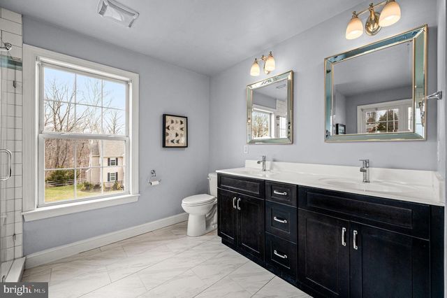 298 OAK AVE, Media, PA 19063