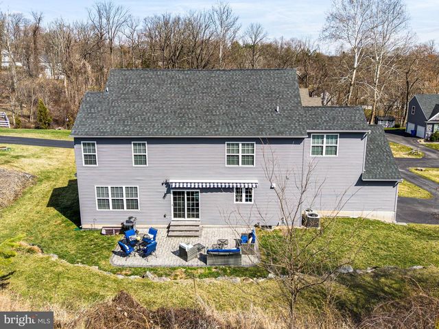 298 OAK AVE, Media, PA 19063