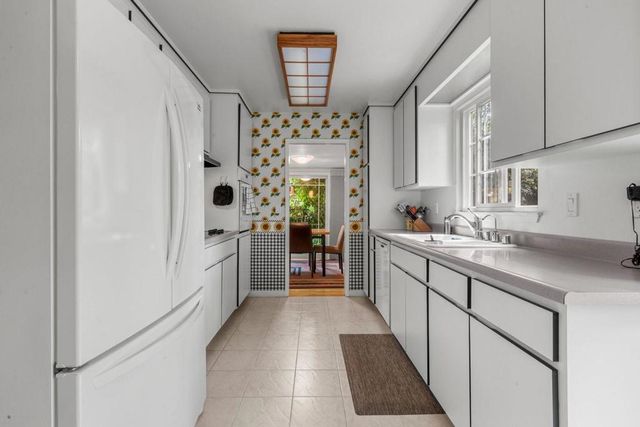 924 Kamsack Court, Sunnyvale, CA 94087