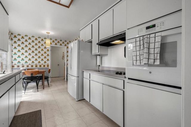 924 Kamsack Court, Sunnyvale, CA 94087