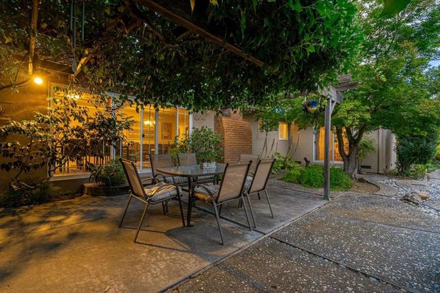 924 Kamsack Court, Sunnyvale, CA 94087