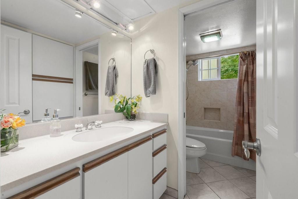 Image 31 of property listing at 924 Kamsack Court, Sunnyvale, CA 94087