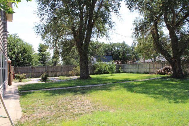 125 MULBERRY Drive, Dumas, TX 79029