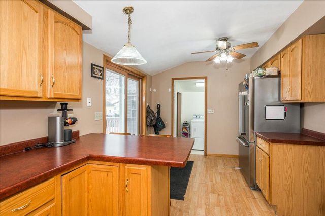 5517 Oakes Avenue, Superior, WI 54880
