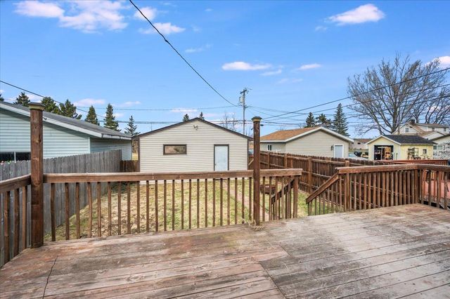 5517 Oakes Avenue, Superior, WI 54880