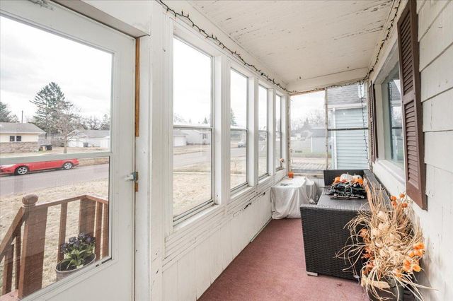 5517 Oakes Avenue, Superior, WI 54880