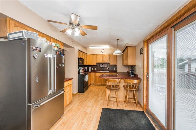 5517 Oakes Avenue, Superior, WI 54880