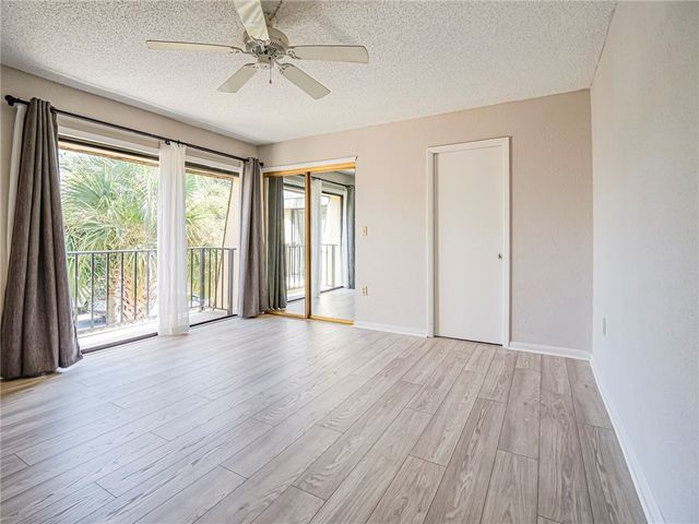 1170 6th Avenue 23B, Vero Beach, FL 32960