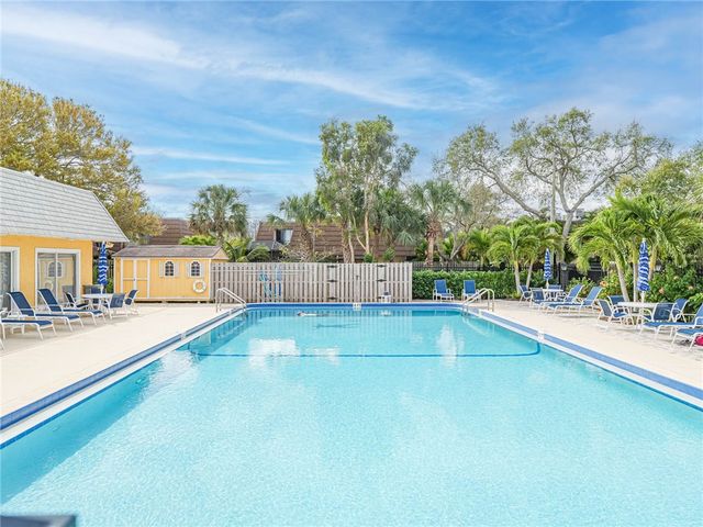 1170 6th Avenue 23B, Vero Beach, FL 32960