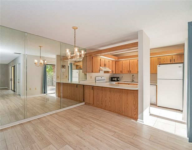 1170 6th Avenue 23B, Vero Beach, FL 32960