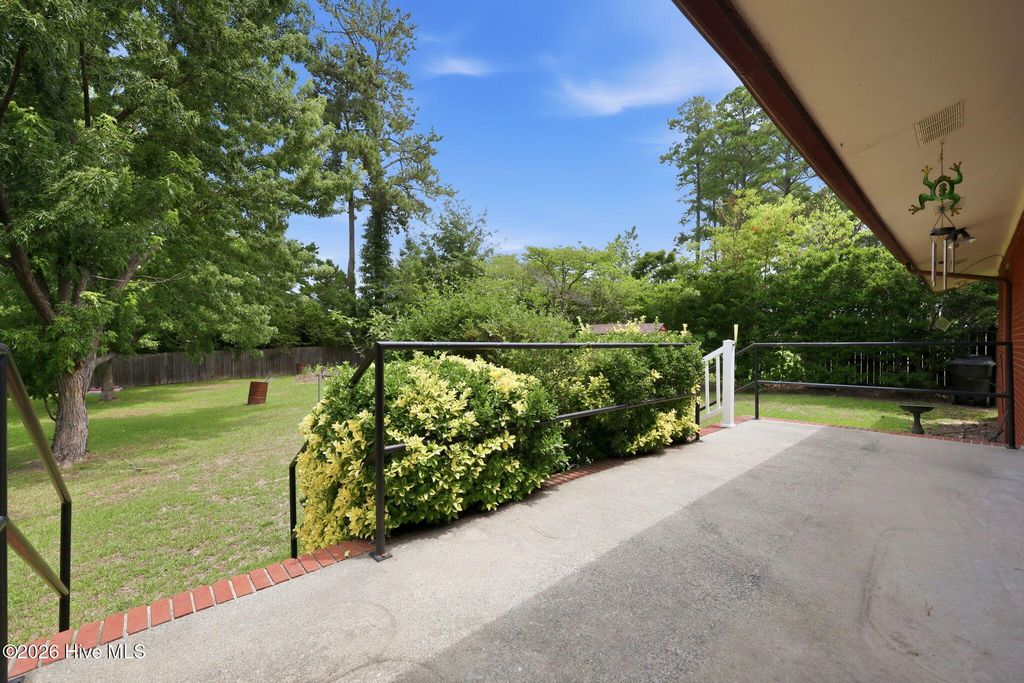 Image 32 of property listing at 1020 Longshore Drive, Snow Hill, NC 28580