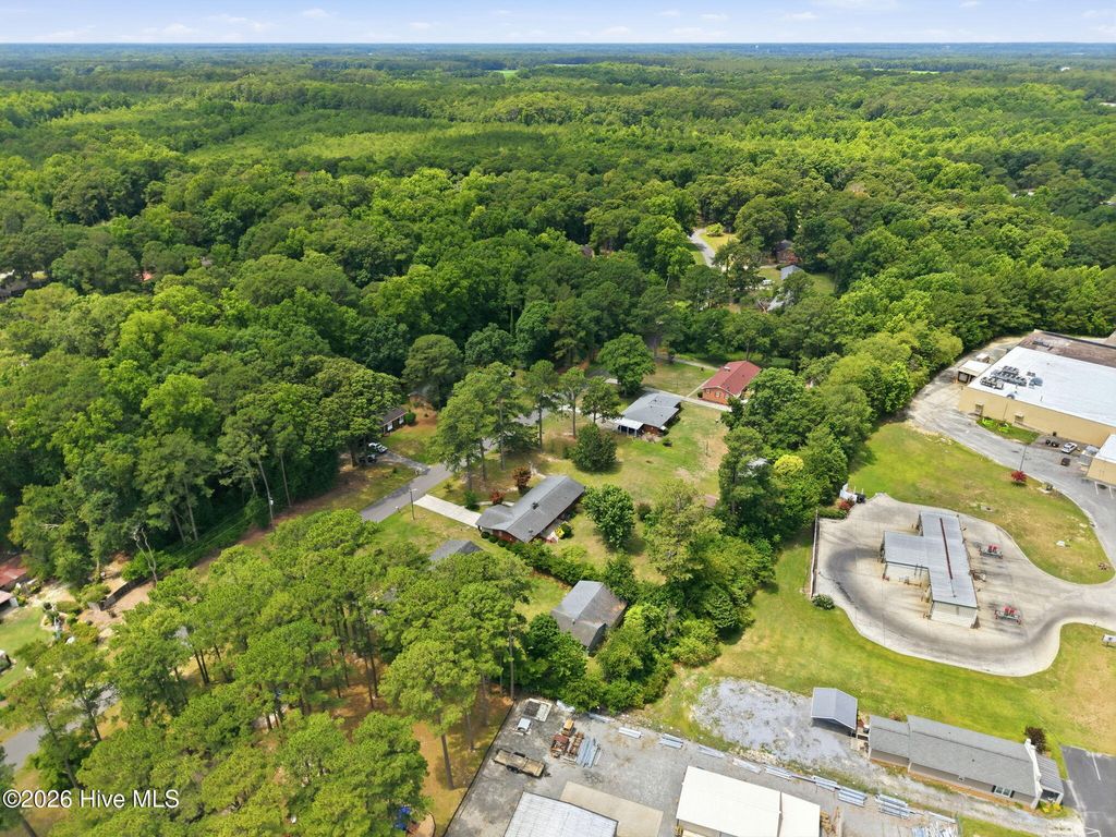 Image 38 of property listing at 1020 Longshore Drive, Snow Hill, NC 28580