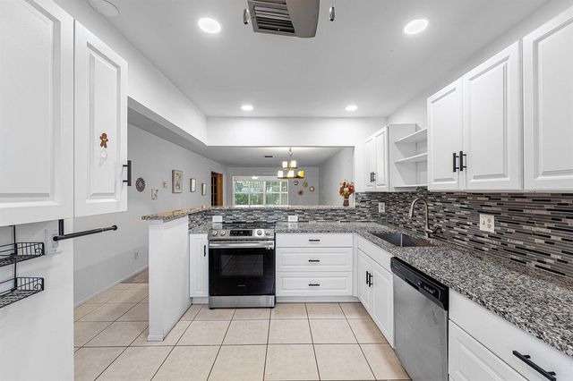 2638 Gately Drive E 125, West Palm Beach, FL 33415