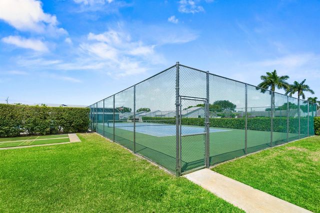 2638 Gately Drive E 125, West Palm Beach, FL 33415