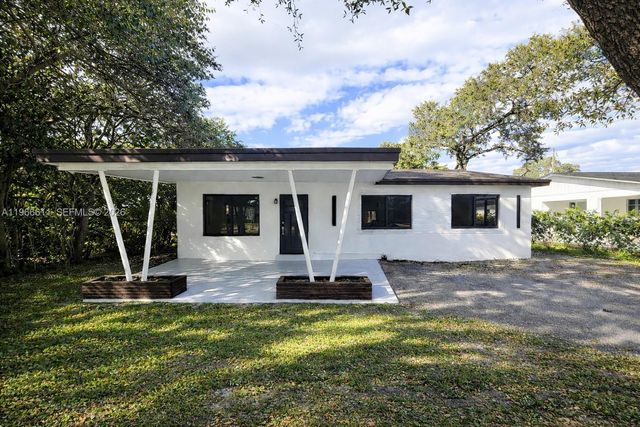 6849 SW 12th St, Pembroke Pines, FL 33023