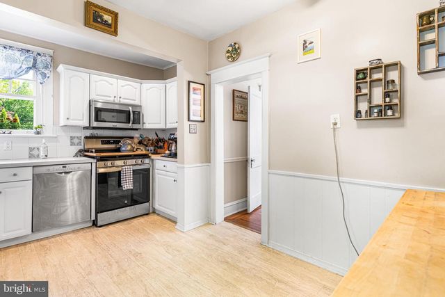 715 N EASTON RD, Glenside, PA 19038