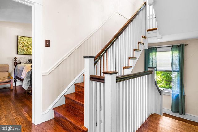 715 N EASTON RD, Glenside, PA 19038