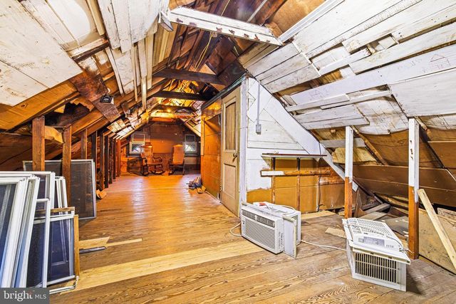 715 N EASTON RD, Glenside, PA 19038