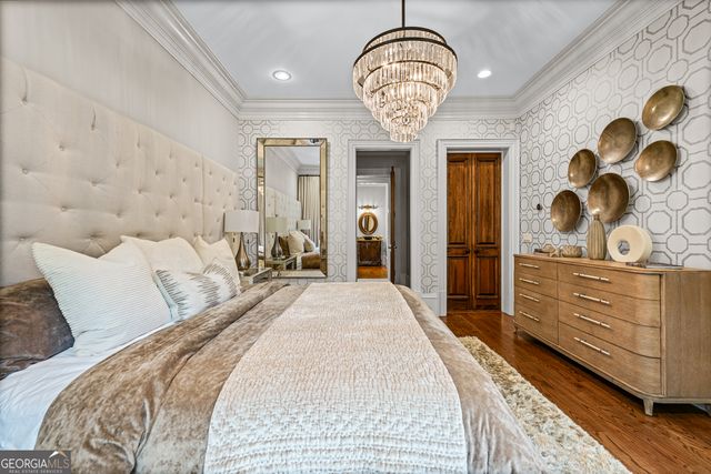 453 Londonberry Road, Sandy Springs, GA 30327