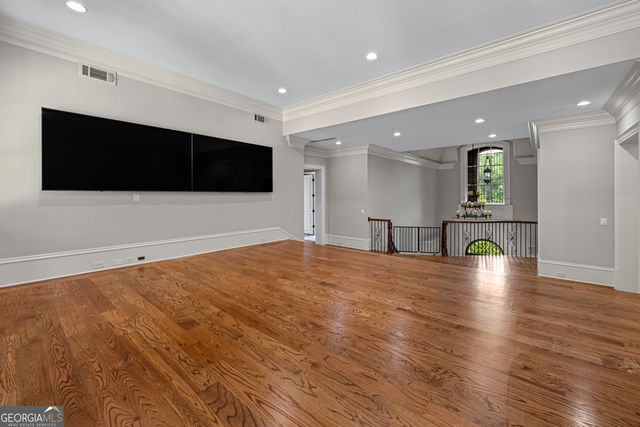 453 Londonberry Road, Sandy Springs, GA 30327